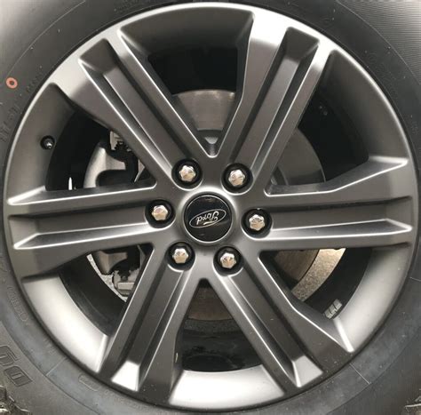 how wide are ford factory rims